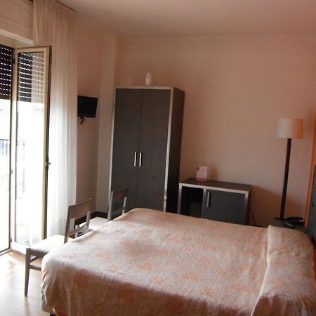 ססטו סן ג'ובני Hotel Renato מראה חיצוני תמונה