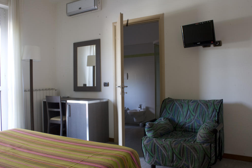 ססטו סן ג'ובני Hotel Renato חדר תמונה
