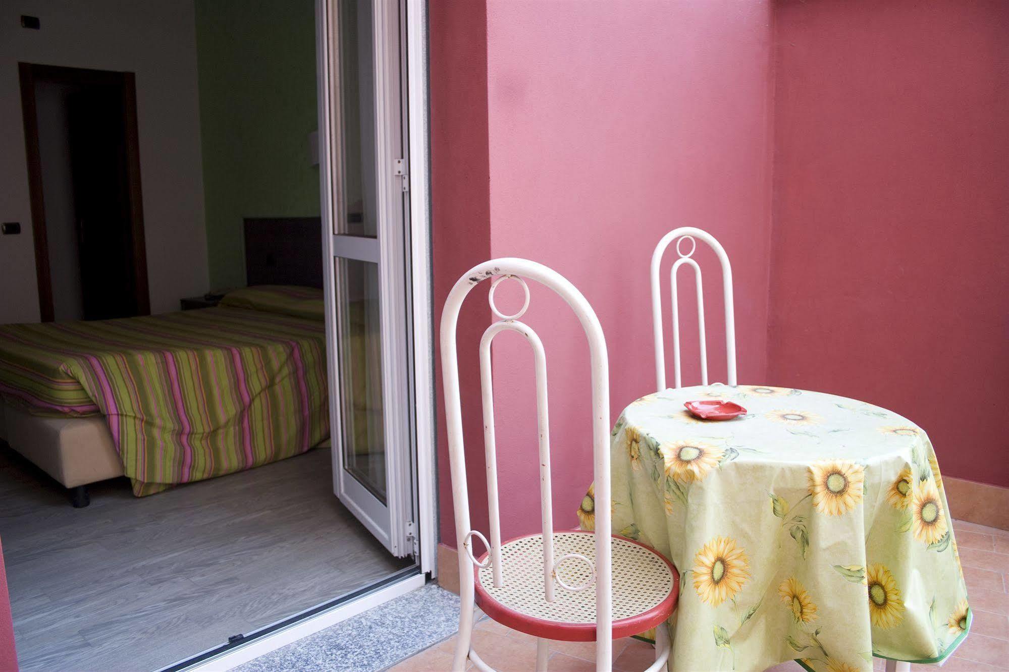 ססטו סן ג'ובני Hotel Renato מראה חיצוני תמונה