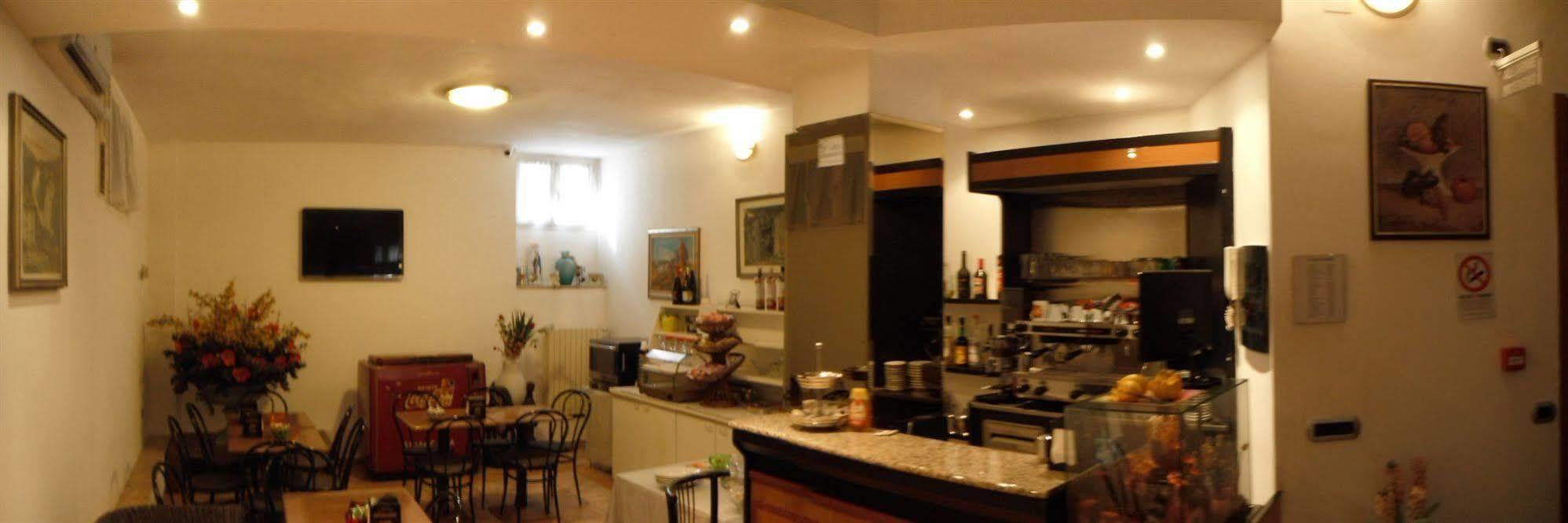 ססטו סן ג'ובני Hotel Renato מראה חיצוני תמונה